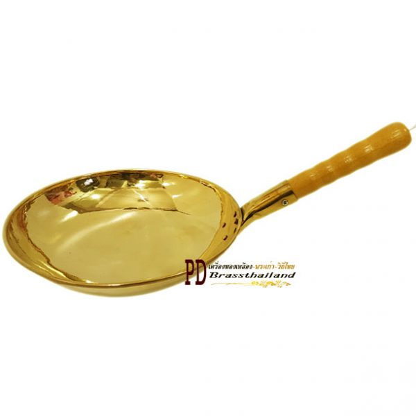กระทะทองเหลืองก้นแบน Griddle handle brass-02 กระทะทองเหลืองก้นแบน Griddle handle brass-02
